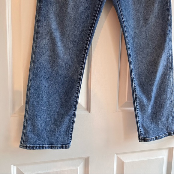 Levi’s Wedgie Straight Fit Dark Wash Jeans 30 - Picture 4 of 9